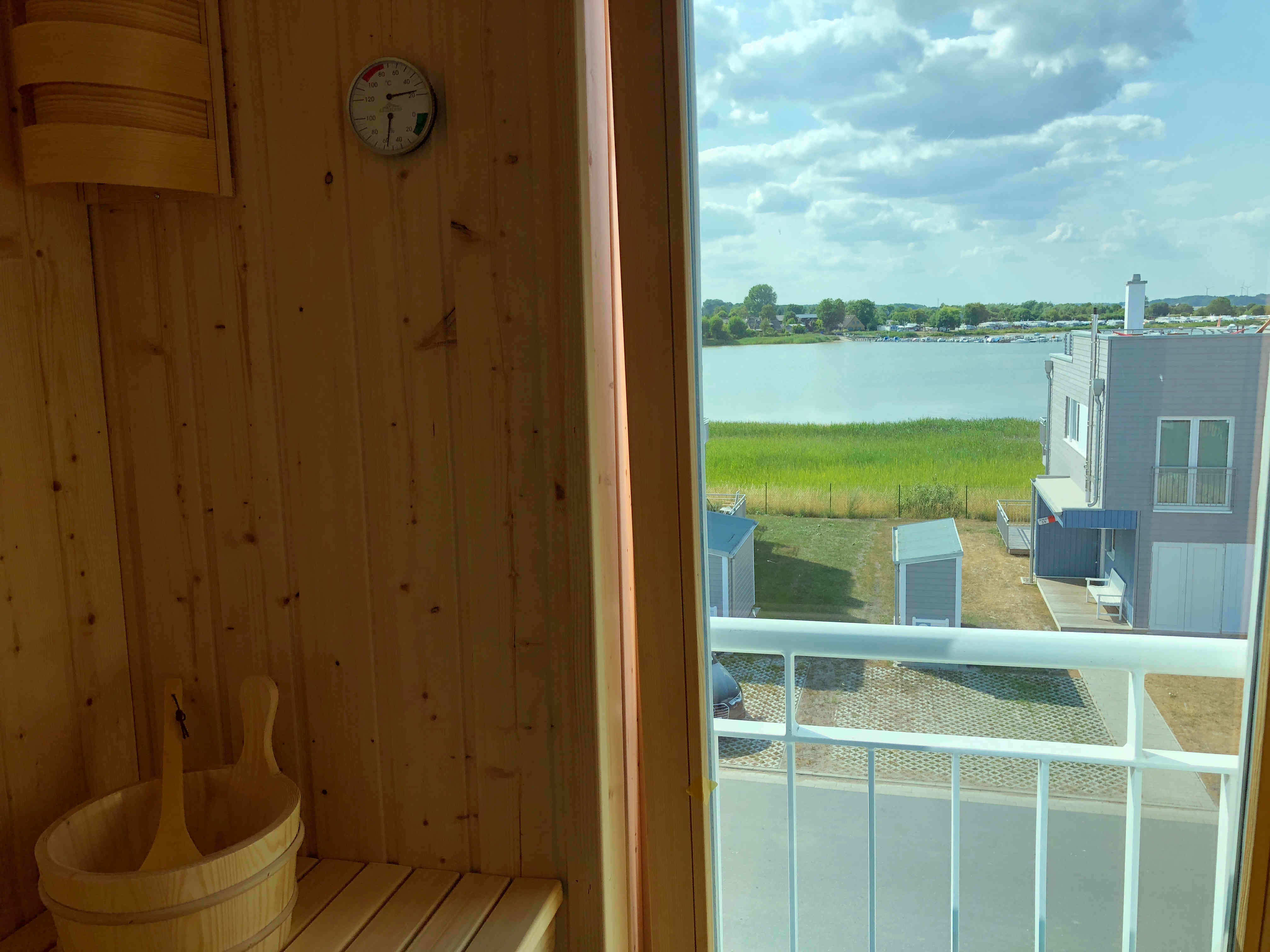 Sauna mit Blick auf die Schlei